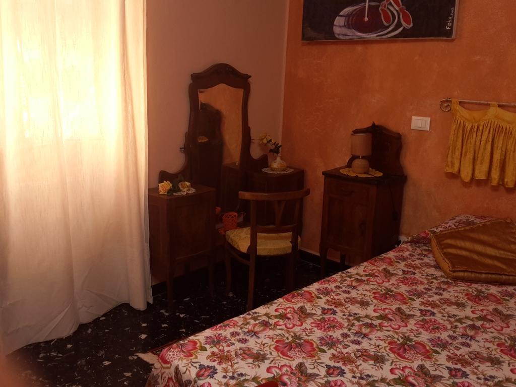 B&B Au Caruggiu Ceriale Δωμάτιο φωτογραφία